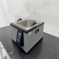VWR WBE10 Water Bath image 1